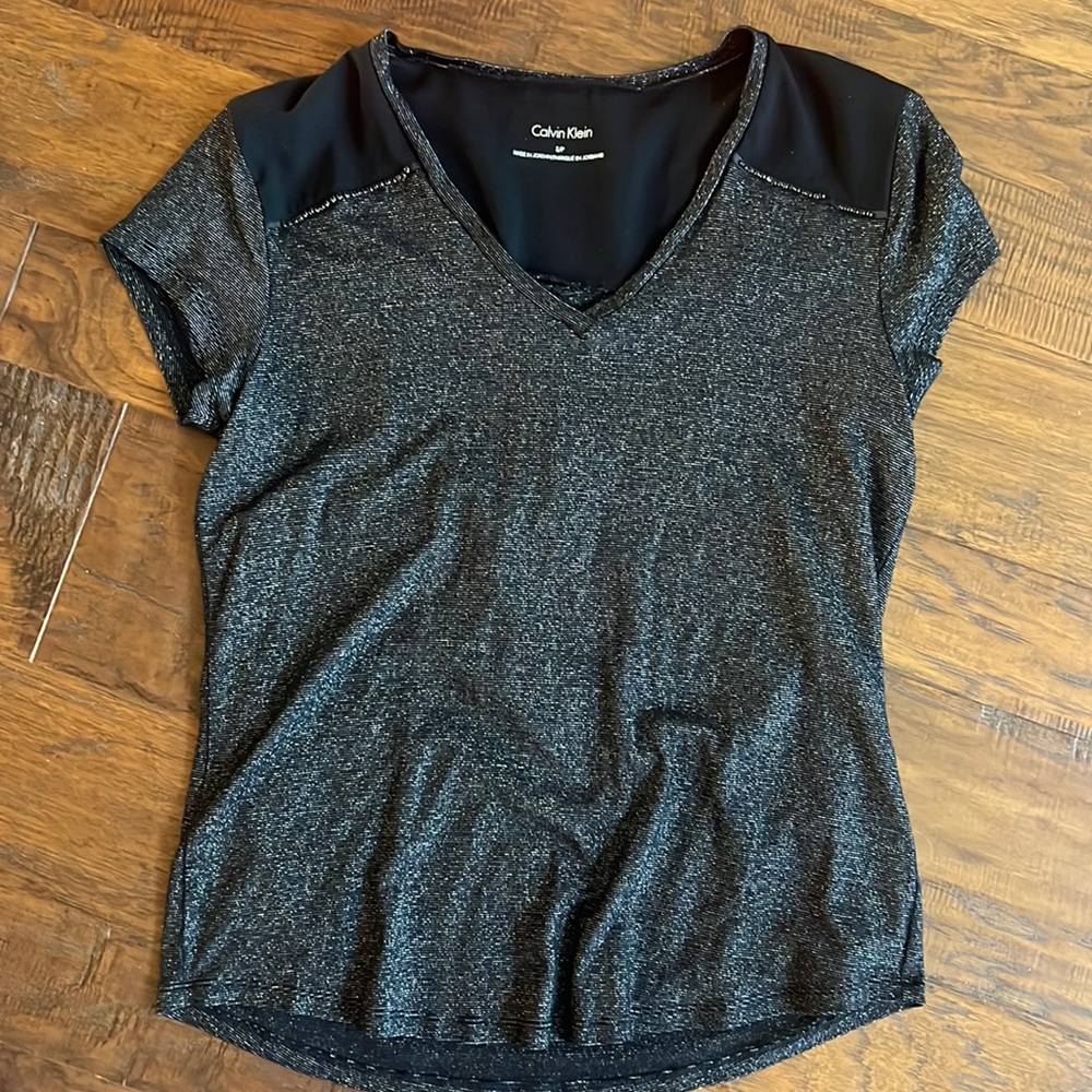 Calvin Klein T-shirt